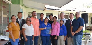 Minister Glenbert Croes a bisa HYATT danki pa su curason social