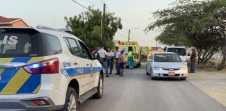 Auto a dal mucha altura di veld di Riverplate.