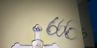 Vandalismo na Kapel di Altovista; a spuit “666”