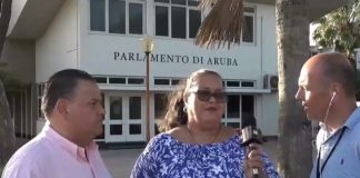 Video: Mimi Rosel a transmiti dilanti parlamento pa mustra rechaso na Rijkswet