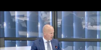 Staatssecretaris Knops ta elabora riba e protestanan na Corsou: Esaki no ta e manera!