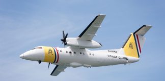 Avion Dash di Wardakosta ta asistí den detenshon di boto ku droga.