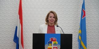 APELACION NA TUR CIUDADANO DI ARUBA PA ATENE NA E REGLANAN Y REALISA CU E SITUACION TA HOPI SERIO.