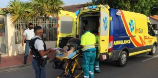 Paramediconan a atende homber cu a cay for di dak dialuna atardi.