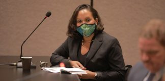 A comparti informacion hopi valioso riba Covid-19 durante Brainstorm Sessie.