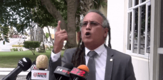 Ricardo Croes a lansa critica pisa riba su partner di coalicion; Ta tilda su partnernan di ta boycotea RED