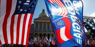 Partidario di Trump ta haci donacion di 2,5 miyon di dollar pa investiga e supuesto fraude electoral y awo kier su placa bek