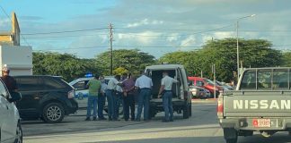 Homber a celebra pasco formalmente y no kier a rasona cu polis.