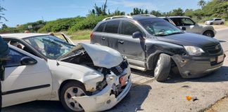 Tres persona herida den accidente serio na crusada di Meiveld pa Pavia