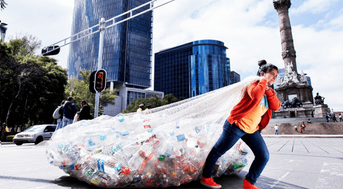 Coca Cola, Pepsi y Nestle ta encabesa e lista di e principal contaminantenan di plastic pa di tres aña consecutivo