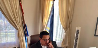 Minister Besaril: “Den Februari lo cuminsa cu vacunacion na Aruba”