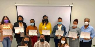 Diferente organisacion den sector publico a completa training intensivo riba tereno di comunicacion