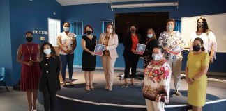 PRESENTACION DI TEAM SOCIAAL MAATSCHAPPELIJKE WERKERS DI DPS “E servicio di un sociaal maatschappelijke werker na un scol ta integral”.