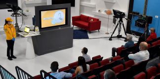 E Ministerio Di Boluntario Di Freewinds Ta Hisa Nan Esfuerso C:\Users\D CO\AppData\Local\Microsoft\Windows\INetCache\Content.Word\_1FW7328-2.jpg