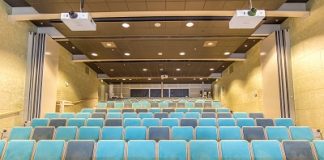 Noticia di SOLO ta confirma!! Comedia ta sigui cu 200.. 150 den sala + grupo, trahadornan y promotor