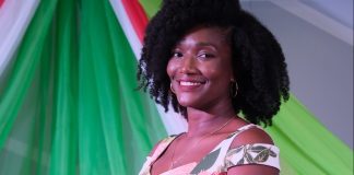 Maestra di scol Otami Thomasia kier yuda alivia e situacion dificil cu pueblo ta aden