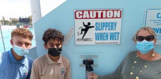 Sector Tecnico di EPB – San Nicolas a instala tres YAKU-Waterdispenser alternativo pa Aruba Aquatics Federation na PisinaOlimpico Roly Bisslik na Savaneta.