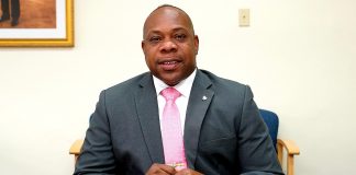 Alan Howell: Si tin hende ta verwacht cu mi ta bay boycott Gobierno pa ta rencoroso y laga ciudadanonan cu hamber, nan ta hopi robes