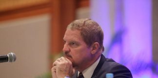 Mike a trahe, Mep ta page!! “cu orguyo, segun Mike”