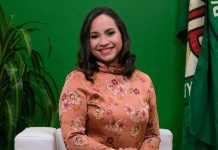 “Zie Vraag 1”: Critica formal contra falta di transparencia di Minister Gerlien Croes