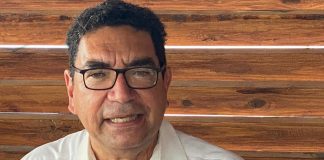 Minister Rudy Lampe: Parlamento a comete blunder ora cu a nenga pa independisa scolnan publico