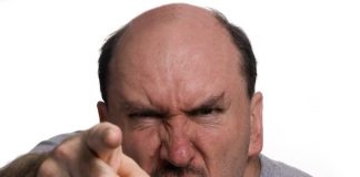 Nelson Andrade den su rabia a menasa y instiga (oprui) contra landsrecherche