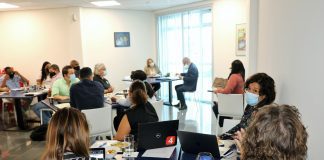 Minister di Husticia Andin Bikker a asisti na encuentro cu Cas di Seguridad