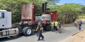 Durante transport, carga mucho halto ariba trekker a ranca varios waya di Elmar