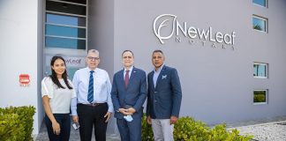 Caribbean Town a firma e erfpacht akte cu asina ta duna inicio oficial na Aruba