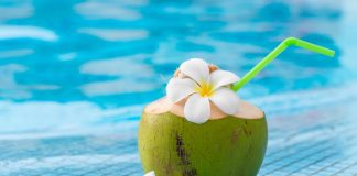 Ex parlamentario di AVP a wordo saca for di Hotel pa pelea y destruccion