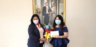 Carlisa Trinidad a Cumpli 25 Aniversario den servicio di Gobierno