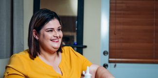 Aruba Bank ta reconoce su empleado superior pa luna di augustus