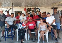 Parlamentario Endy Croes di bishita na Club RCA durante un actividad pa Rafa Vanegas