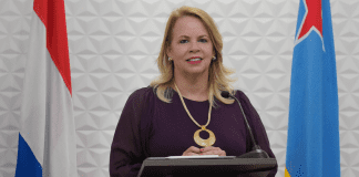 MINISTERNAN TA CUMPLI CU REGLAMENTO DI ORDO DI CONSEHO DI MINISTER ORA DI BIAHA PA MOTIBO DI TRABOU