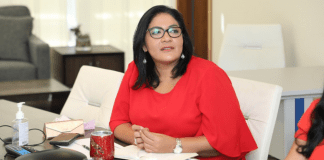 Minister Xiomara Maduro di Finansa ta duna un splicacion riba cobransa di belasting y FASE