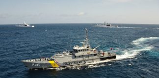 Guarda Costa a gara traficadornan di droga riba lama, a detene 8 persona y a haya varios bulto di droga