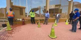 WEB cu training di scarsedad di awa durante un crisis