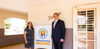 GOBERNADOR BOEKHOUDT CU BISHITA DI TRABAO NA IMELDAHOF