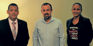 Reunion cu Director di CEDE, riba ideanan pa desaroyo social den nos comunidad.