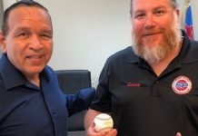 Sidney Ponson Charity Foundation a reuni cu Minister di Deporte Endy Croes