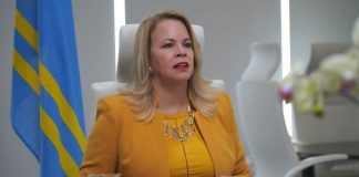 Premiernan di Reino a tene Reunion Virtual pa trata Temanan di Interes Comun