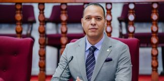 E realidad di e peliger di E-cigarettes y vaping (Parti 1) – Parlamentario Marco Berlis