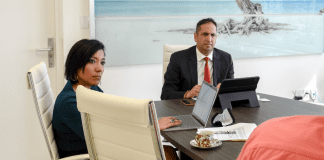 Minister Dangui Oduber a reuni cu Asocacion di Fysiotherapistanan (AVF)