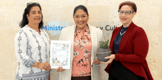 Minister Xiomara Maduro a ricibi bishita di representantenan di FUNARI