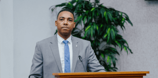 Un reunion di nivel abou di parti oposicion, den e organo di mas halto