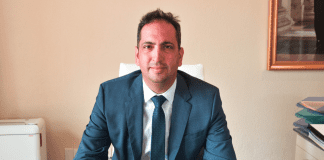 Minister Dangui Oduber “Turismo den september 2021 a recupera cu 82% compara cu sepetember 2019”