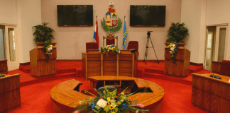 Mester cambia ley di screening pa minister y hacie’le pa politico prome cu subi lista pa eleccion