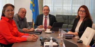 Minister encarga cu enseñansa a reuni cu inspectornan di enseñansa di Hulanda