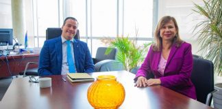 Minister Mr.Geoffrey Wever a reuni cu Voorzitter di Sociaal Economische Raad, Sra. Tisa Lasorte