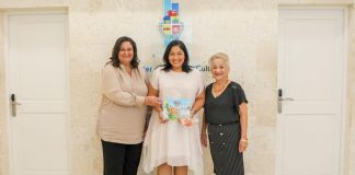 Minister Xiomara Maduro a ricibi e buki ‘Papi tin kolibri’ skirbi pa Denise Rekwest